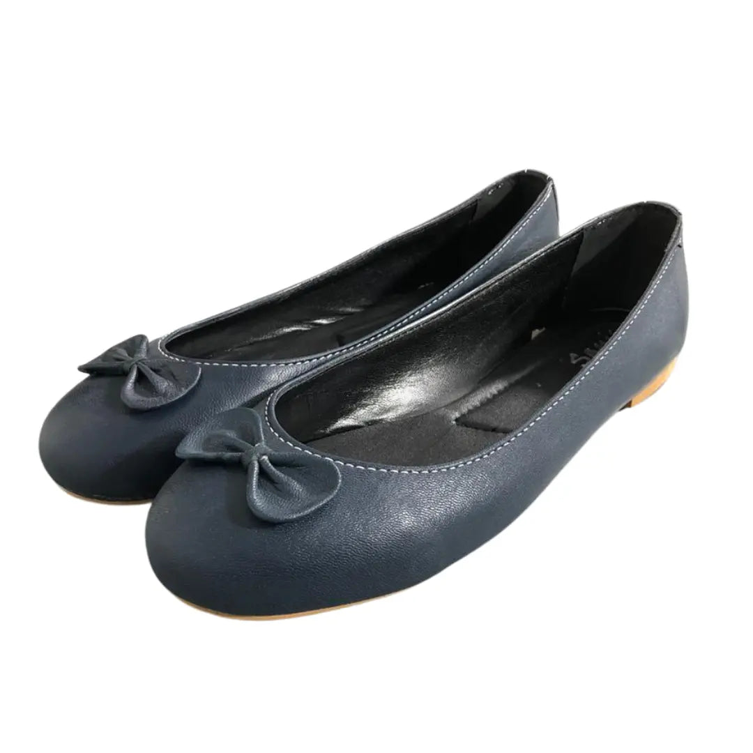 Sanis Women's Black Leather Flats Sanis Shoes